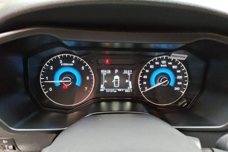 Used Dongfeng Fengon 580 2017 1.5T CVT Luxury Model Instrument Cluster