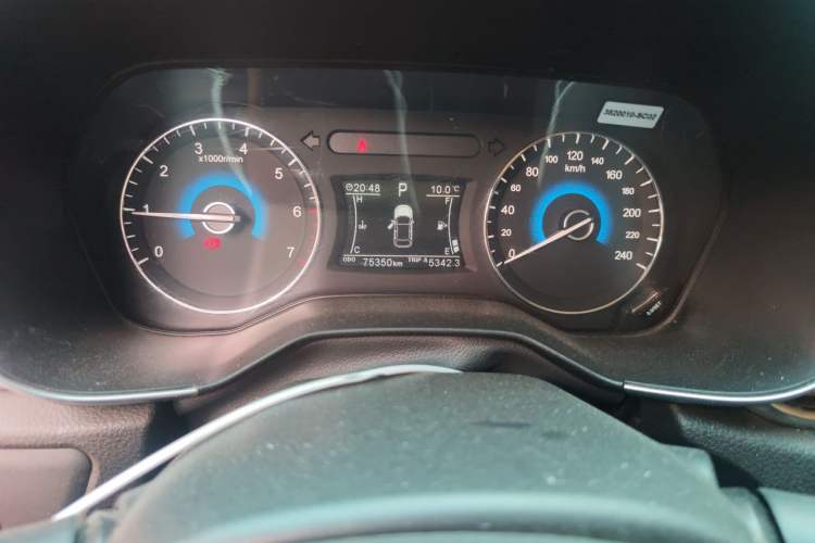 Used Dongfeng Fengon 580 2017 1.5T CVT Smart Style Model Instrument Cluster