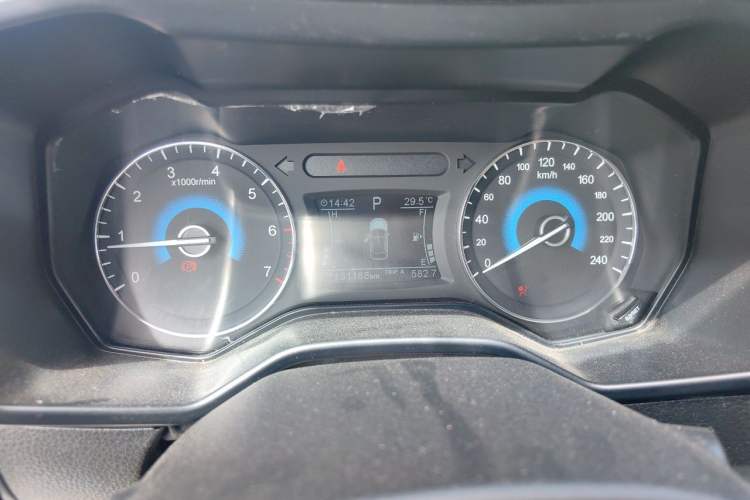 Used Dongfeng Fengon 580 2017 1.5T CVT Luxury Model Instrument Cluster