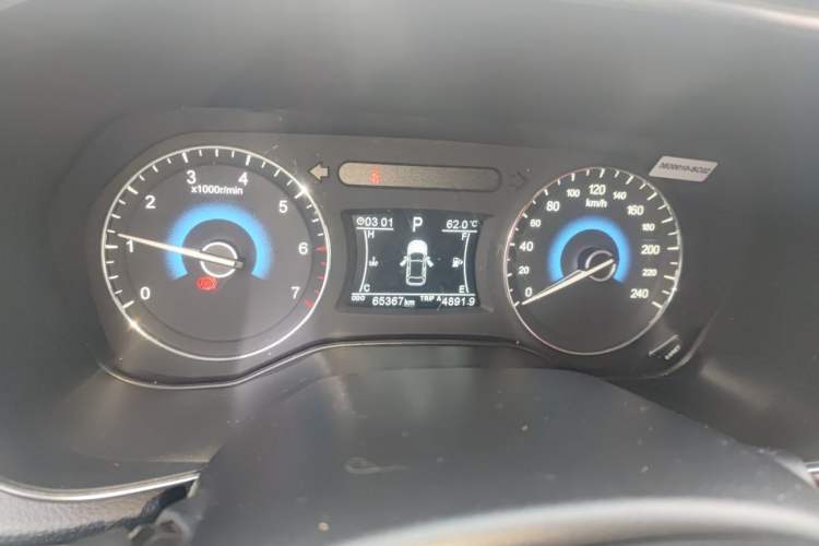 Used Dongfeng Fengon 580 2017 1.5T CVT Smart Style Model Instrument Cluster