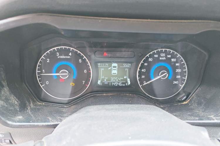 Used Dongfeng Fengon 580 2017 1.8L Manual Comfort Model Instrument Cluster