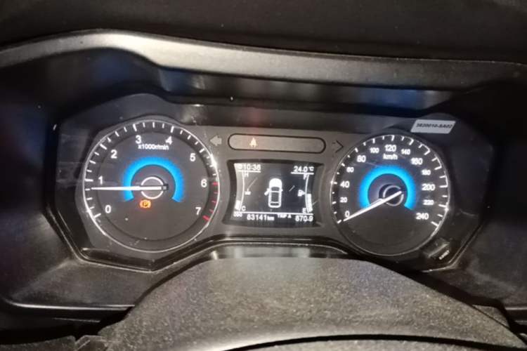 Used Dongfeng Fengon 580 2017 1.5T Manual Luxury Model Instrument Cluster