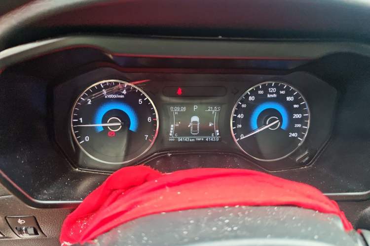 Used Dongfeng Fengon 580 2017 1.5T CVT Comfort Model Instrument Cluster