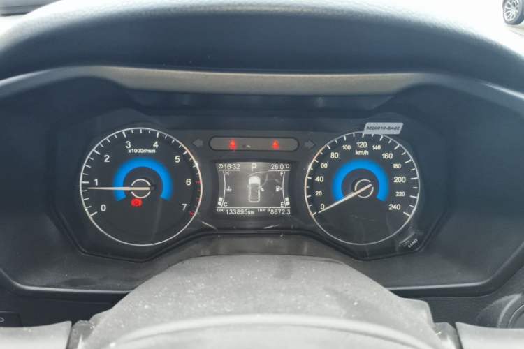 Used Dongfeng Fengon 580 2017 1.5T CVT Comfort Model Instrument Cluster