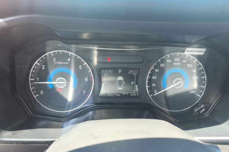 Used Dongfeng Fengon 580 2017 1.5T CVT Comfort Model Instrument Cluster