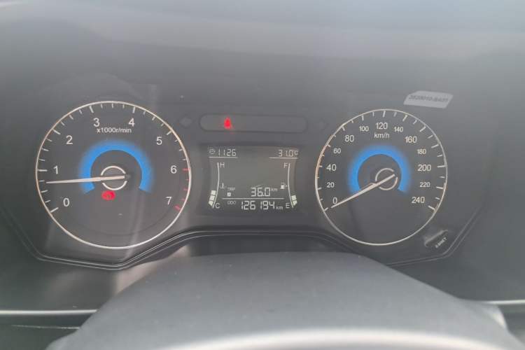 Used Dongfeng Fengon 580 2017 1.8L Manual Comfort Model Instrument Cluster
