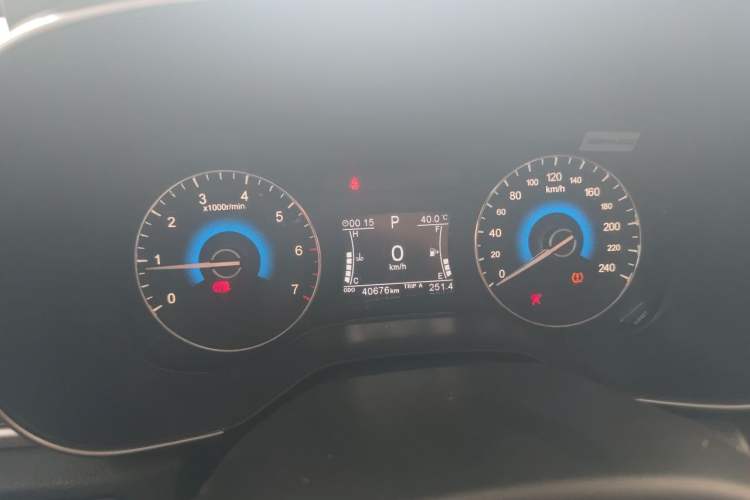 Used Dongfeng Fengon 580 2017 1.5T CVT Smart Style Model Instrument Cluster