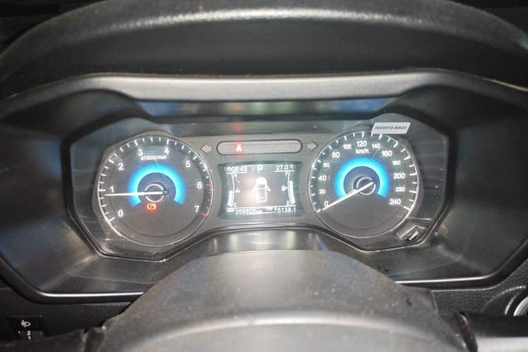 Used Dongfeng Fengon 580 2017 Revised Version 1.5T CVT Luxury Edition Instrument Cluster