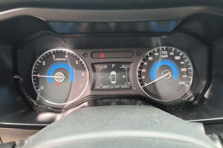 Used Dongfeng Fengon 580 2017 Revised Version 1.5T CVT Luxury Edition Instrument Cluster