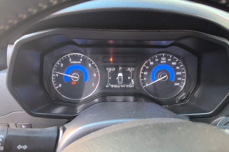 Used Dongfeng Fengon 580 2017 Revised Version 1.5T CVT Luxury Edition Instrument Cluster