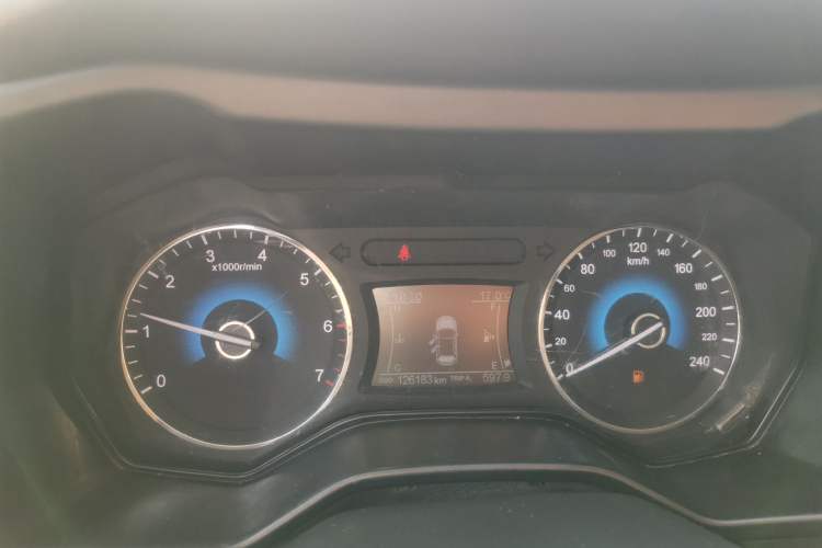 Used Dongfeng Fengon 580 2017 1.5T CVT Comfort Model Instrument Cluster