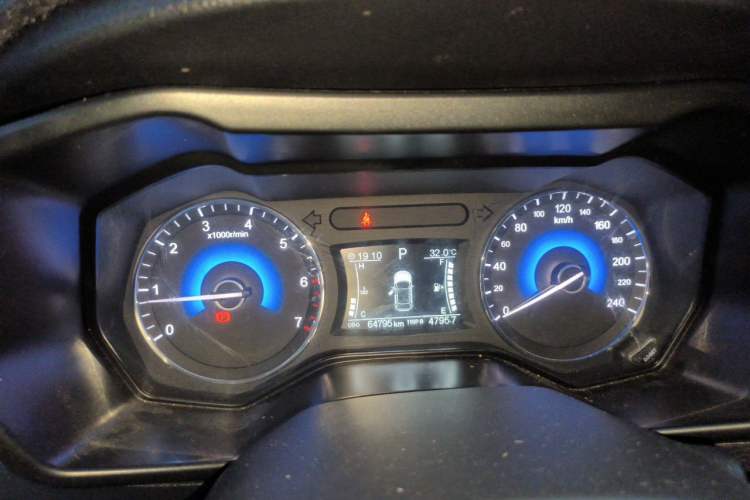 Used Dongfeng Fengon 580 2017 1.5T CVT Comfort Model Instrument Cluster