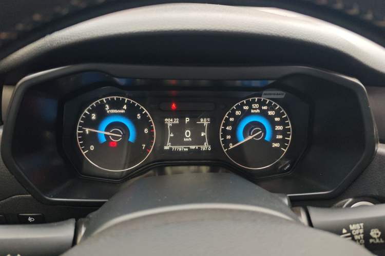 Used Dongfeng Fengon 580 2017 Revised Version 1.5T CVT Luxury Edition Instrument Cluster
