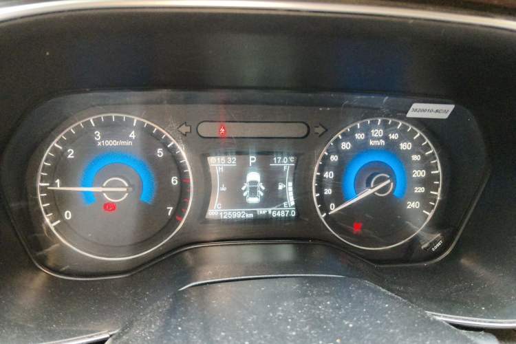 Used Dongfeng Fengon 580 2017 1.5T CVT Smart Connectivity Model Instrument Cluster