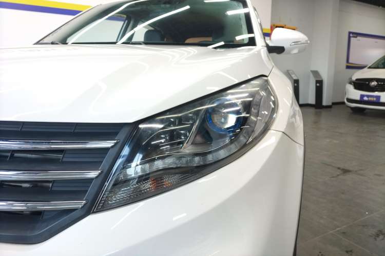 Used Dongfeng Fengon 580 2017 1.5T CVT Smart Style Model Left Front Headlight