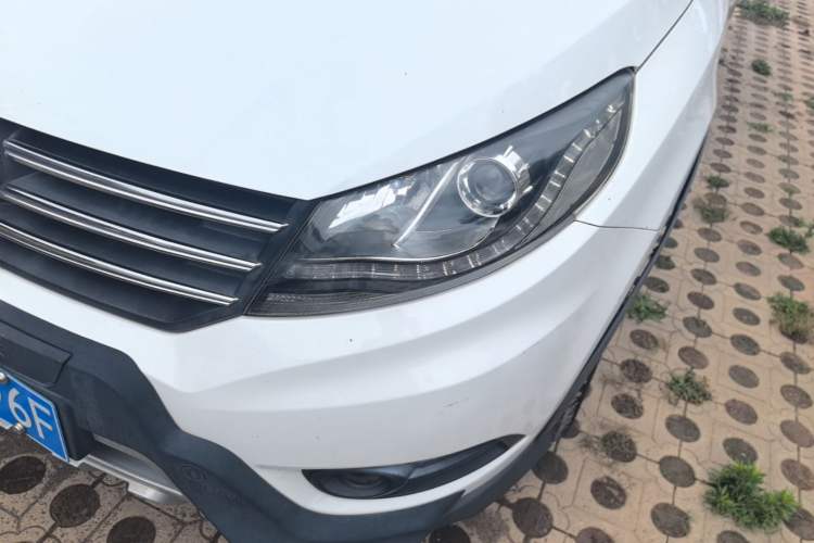 Used Dongfeng Fengon 580 2017 1.8L Manual Comfort Model Left Front Headlight
