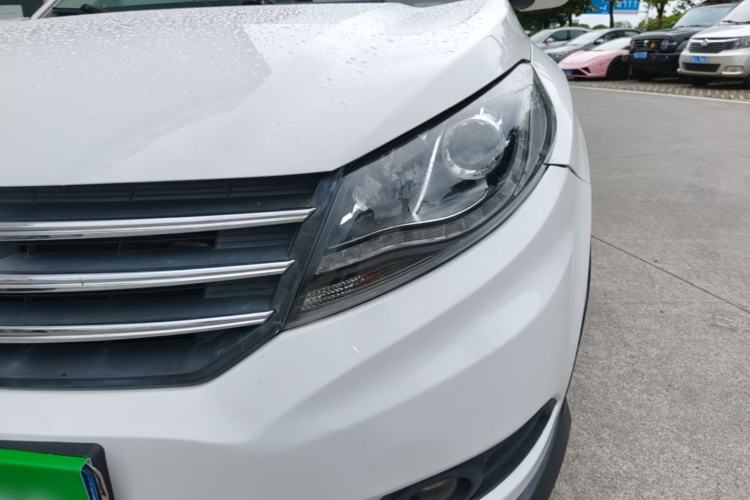 Used Dongfeng Fengon 580 2017 1.5T CVT Luxury Model Left Front Headlight