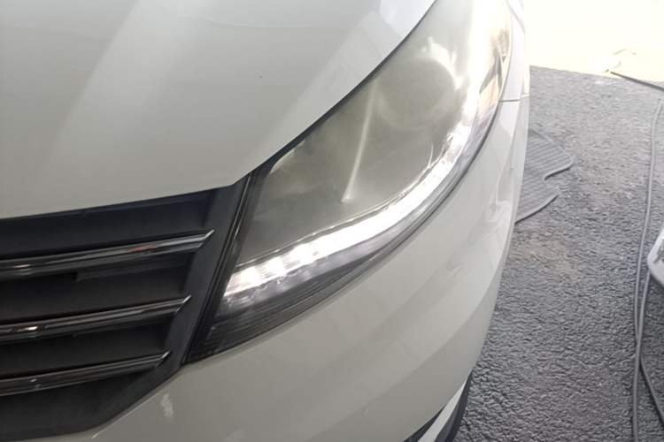 Used Dongfeng Fengon 580 2017 1.5T CVT Luxury Model Left Front Headlight