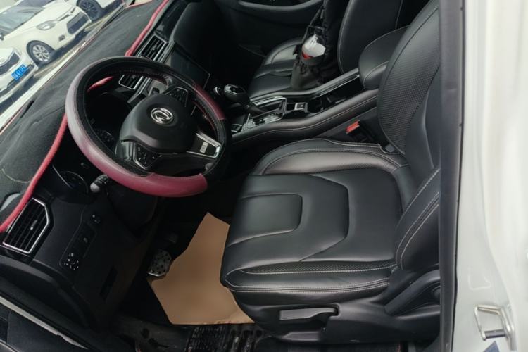 Used Dongfeng Fengon 580 2017 1.5T CVT Luxury Model Left Front Seat