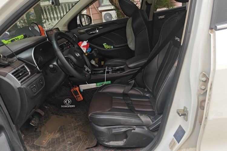 Used Dongfeng Fengon 580 2017 1.5T CVT Comfort Model Left Front Seat