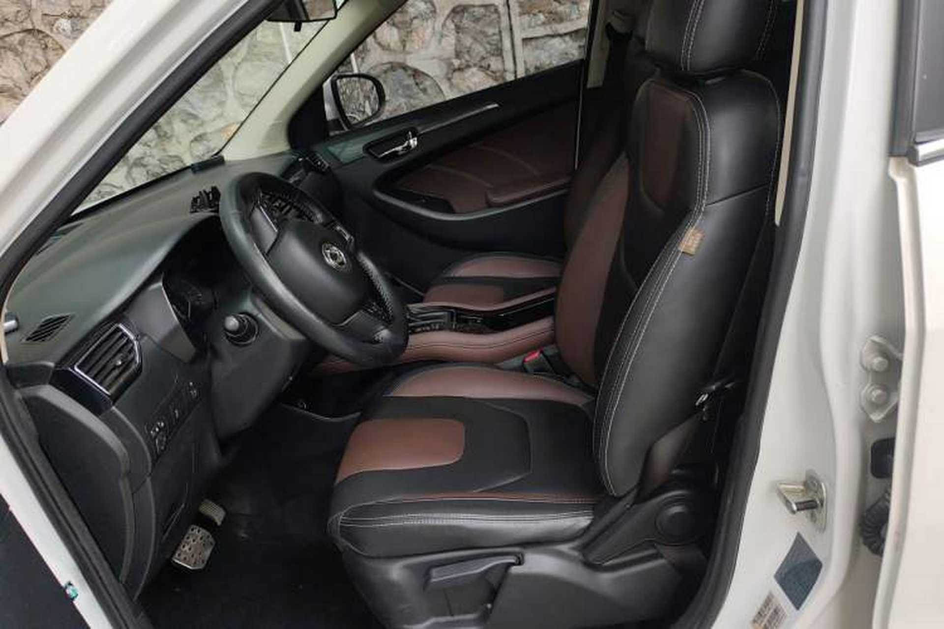 Used Dongfeng Fengon 580 2017 Revised Version 1.5T CVT Luxury Edition Left Front Seat