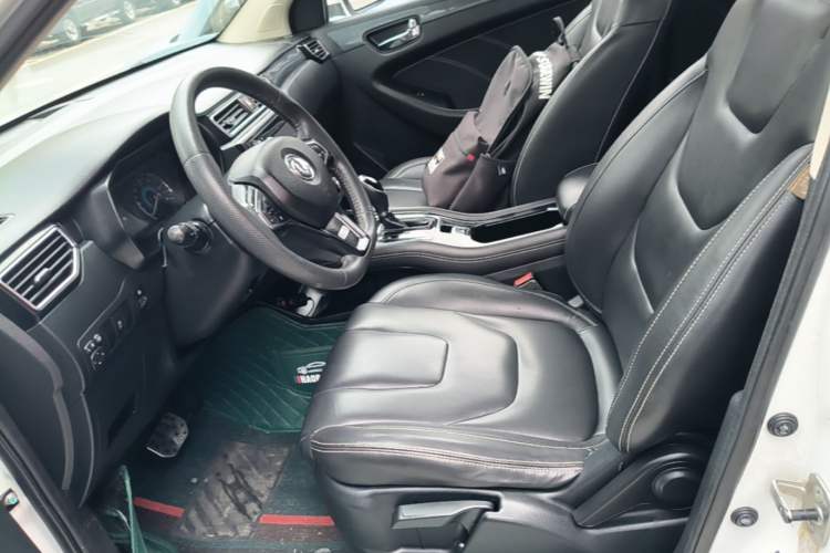 Used Dongfeng Fengon 580 2017 1.5T CVT Comfort Model Left Front Seat