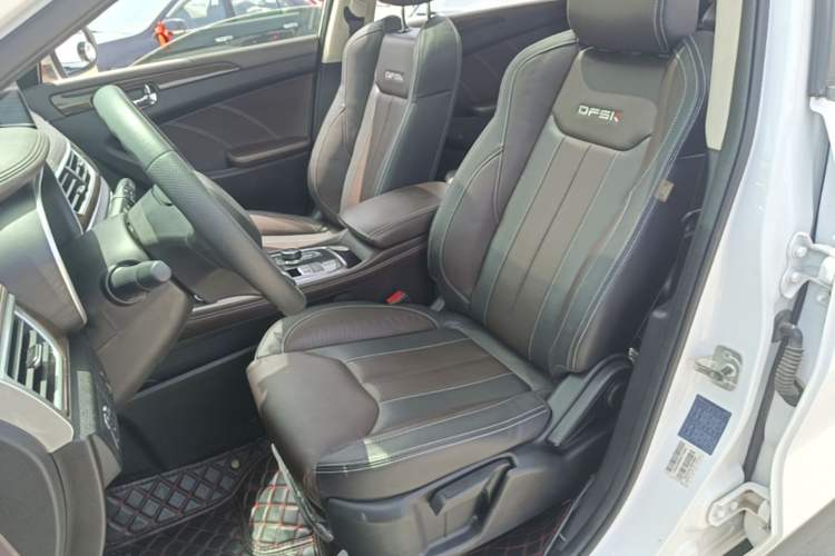 Used Dongfeng Fengon 580 2017 1.5T CVT Luxury Model Left Front Seat