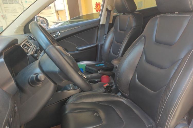 Used Dongfeng Fengon 580 2017 1.8L Manual Comfort Model Left Front Seat