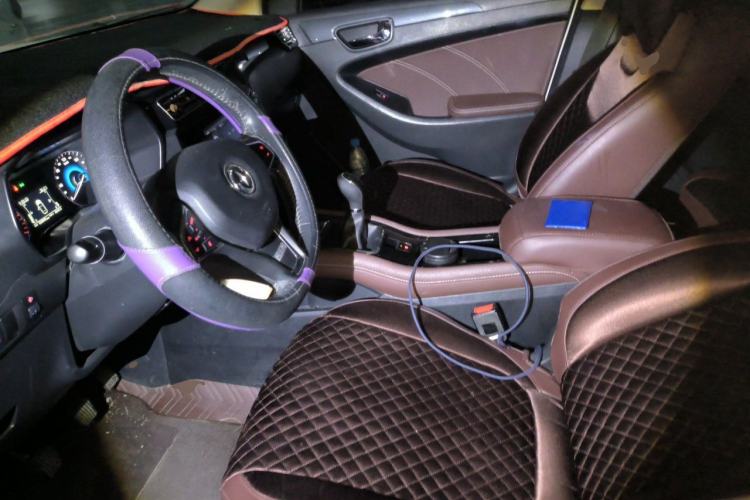 Used Dongfeng Fengon 580 2017 1.5T Manual Luxury Model Left Front Seat