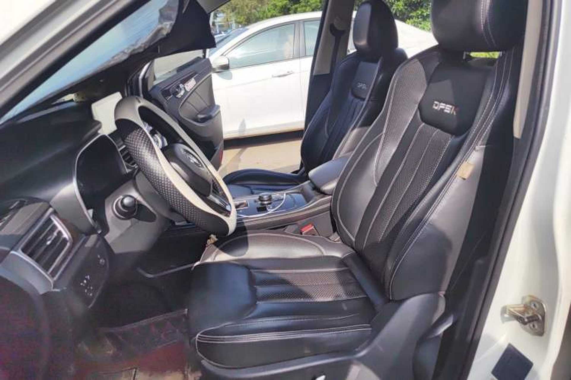 Used Dongfeng Fengon 580 2017 1.5T CVT Smart Style Model Left Front Seat