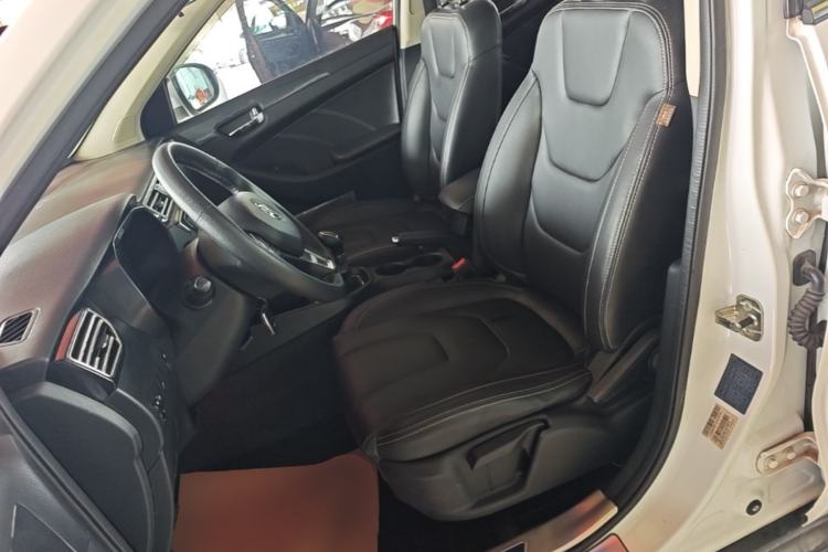 Used Dongfeng Fengon 580 2017 1.8L Manual Comfort Model Left Front Seat