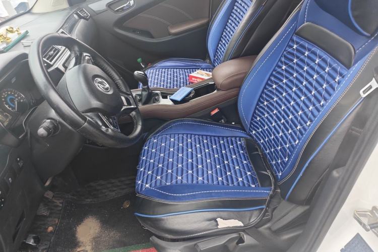 Used Dongfeng Fengon 580 2017 1.5T Manual Luxury Model Left Front Seat