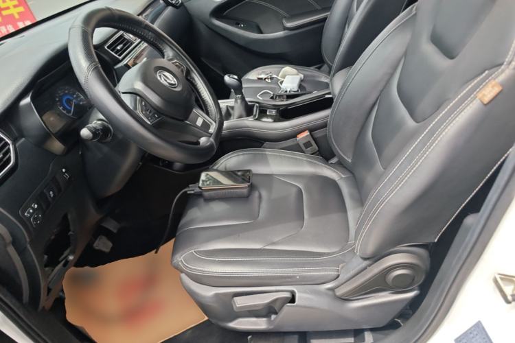 Used Dongfeng Fengon 580 2017 1.5T Manual Luxury Model Left Front Seat
