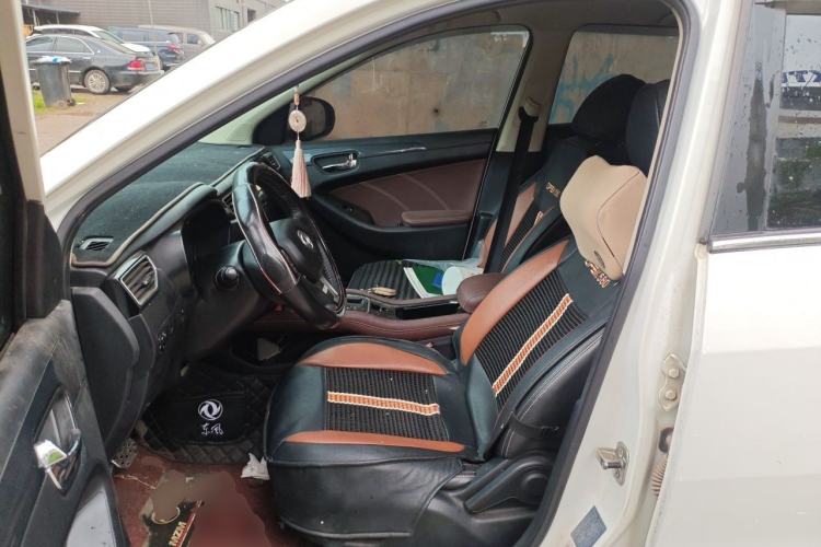 Used Dongfeng Fengon 580 2017 1.5T CVT Luxury Model Left Front Seat