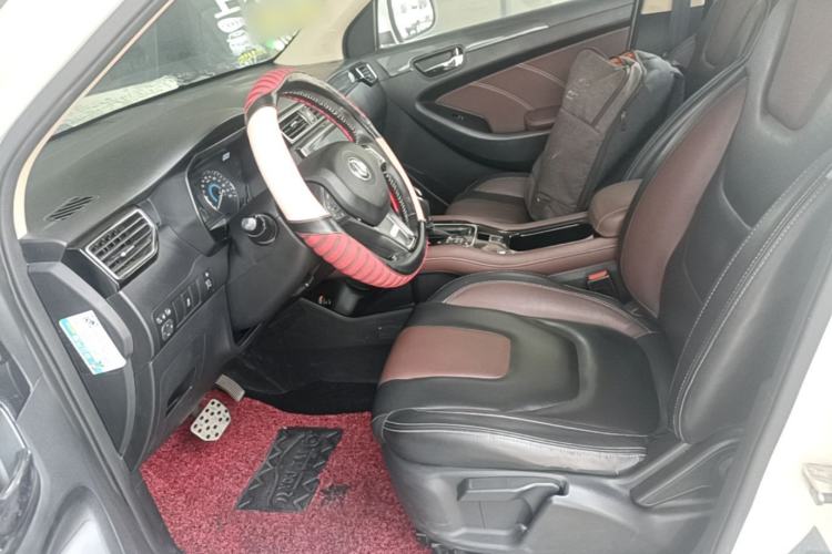 Used Dongfeng Fengon 580 2017 1.5T CVT Luxury Model Left Front Seat