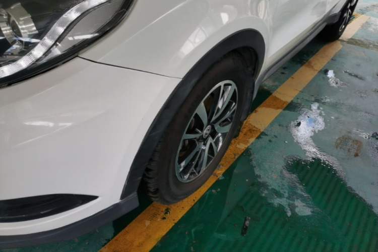Used Dongfeng Fengon 580 2017 1.5T CVT Luxury Model Left Front Wheel Hub