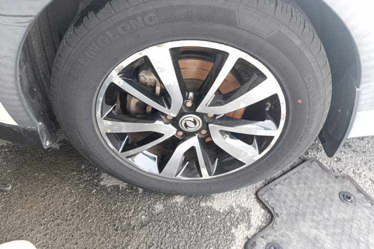 Used Dongfeng Fengon 580 2017 1.5T CVT Luxury Model Left Front Wheel Hub
