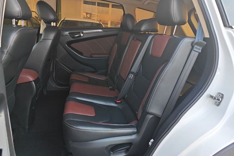 Used Dongfeng Fengon 580 2017 1.5T Manual Luxury Model Left Rear Seat