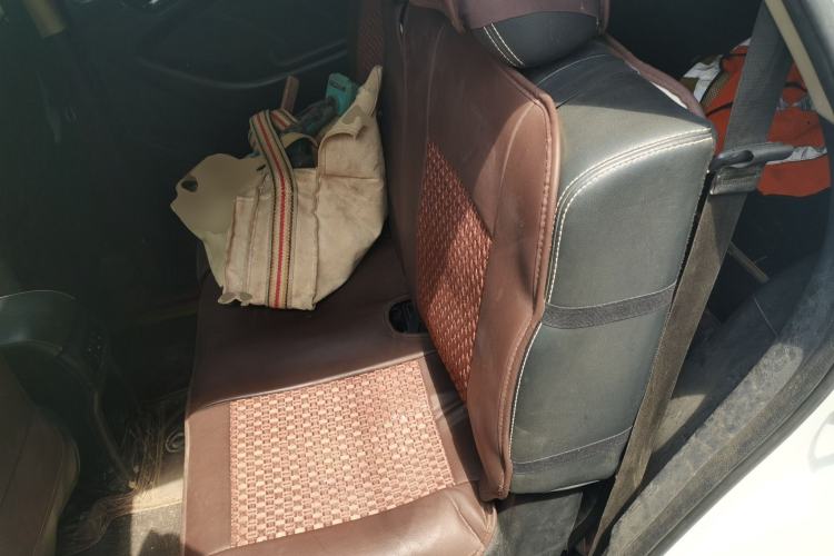Used Dongfeng Fengon 580 2017 1.5T CVT Comfort Model Left Rear Seat