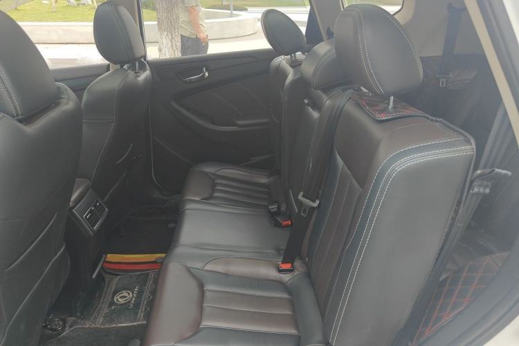 Used Dongfeng Fengon 580 2017 1.5T CVT Smart Connectivity Model Left Rear Seat