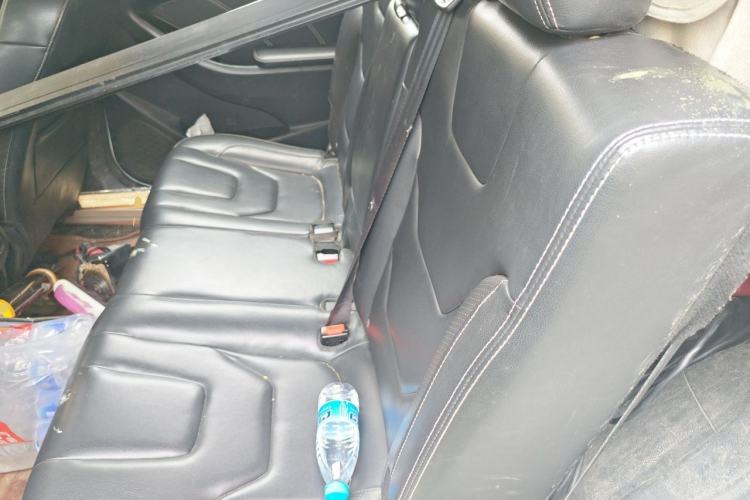 Used Dongfeng Fengon 580 2017 1.8L Manual Comfort Model Left Rear Seat