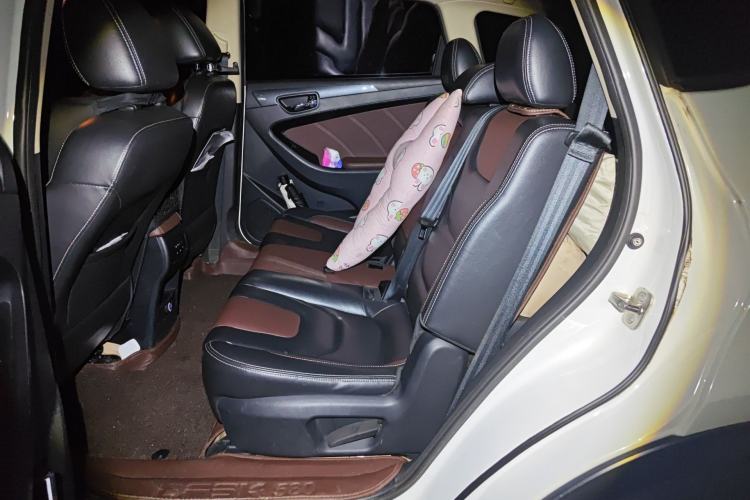 Used Dongfeng Fengon 580 2017 1.5T Manual Luxury Model Left Rear Seat