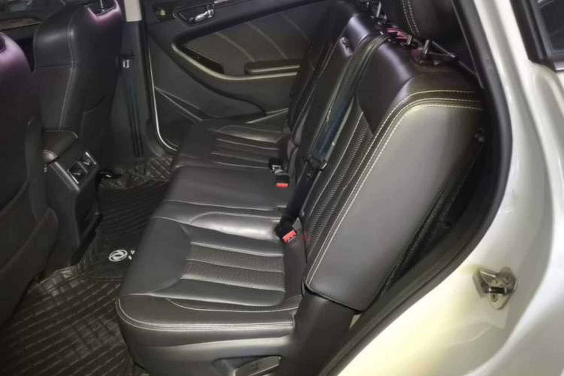 Used Dongfeng Fengon 580 2017 1.5T CVT Smart Style Model Left Rear Seat