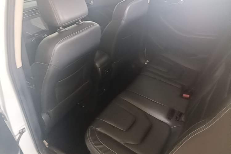 Used Dongfeng Fengon 580 2017 1.5T CVT Luxury Model Left Rear Seat