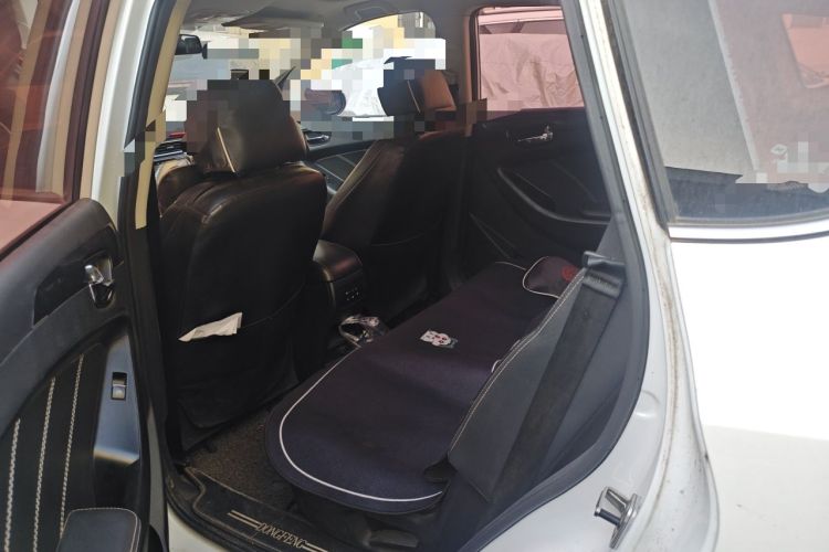 Used Dongfeng Fengon 580 2017 1.5T Manual Luxury Model Left Rear Seat