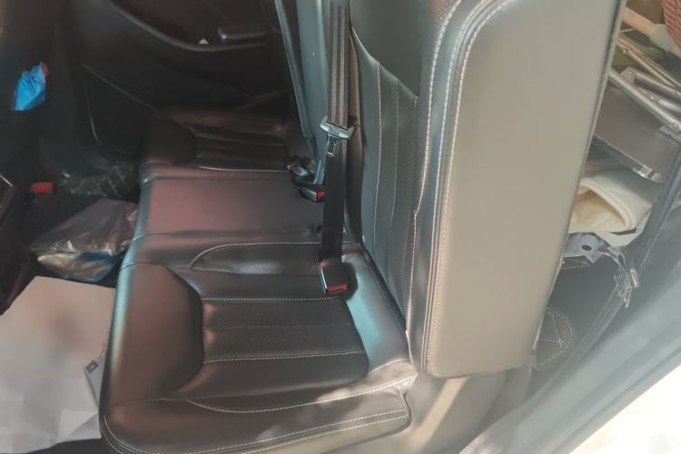 Used Dongfeng Fengon 580 2017 1.5T CVT Smart Style Model Left Rear Seat