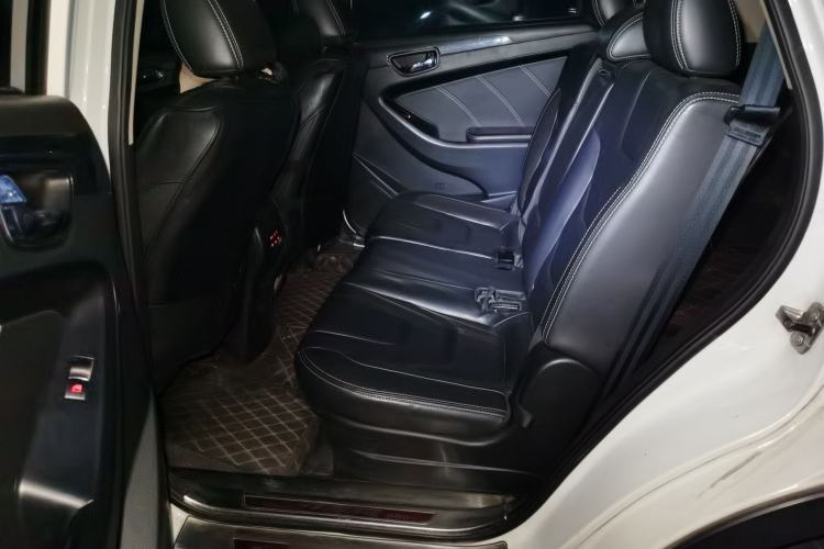Used Dongfeng Fengon 580 2017 1.5T CVT Luxury Model Left Rear Seat