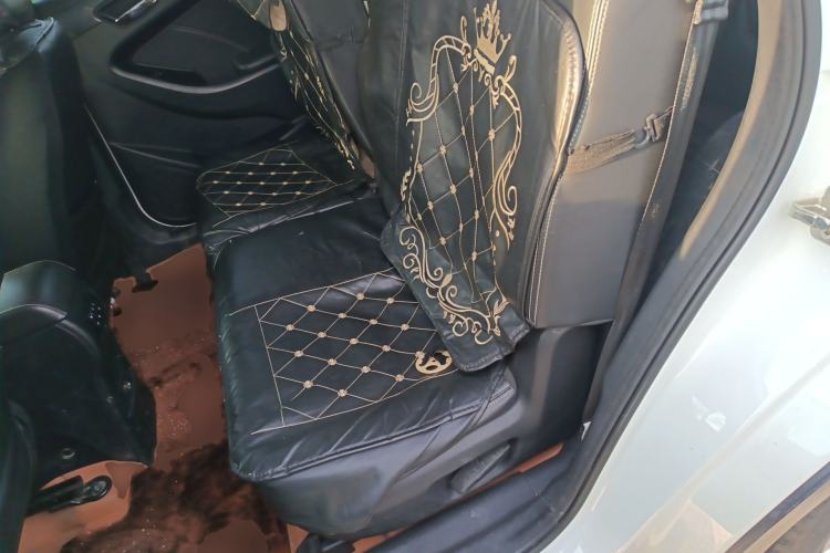 Used Dongfeng Fengon 580 2017 1.8L Manual Comfort Model Left Rear Seat