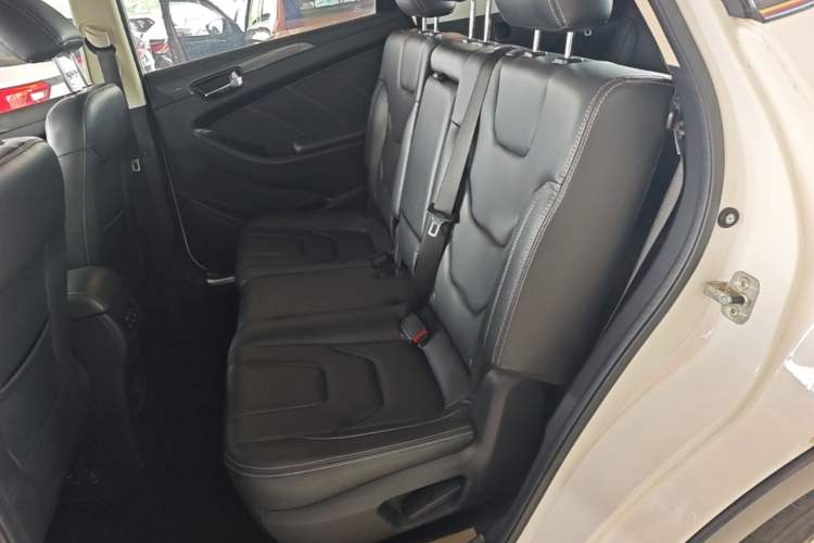 Used Dongfeng Fengon 580 2017 1.8L Manual Comfort Model Left Rear Seat
