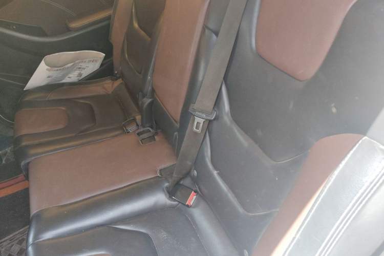 Used Dongfeng Fengon 580 2017 1.5T Manual Luxury Model Left Rear Seat